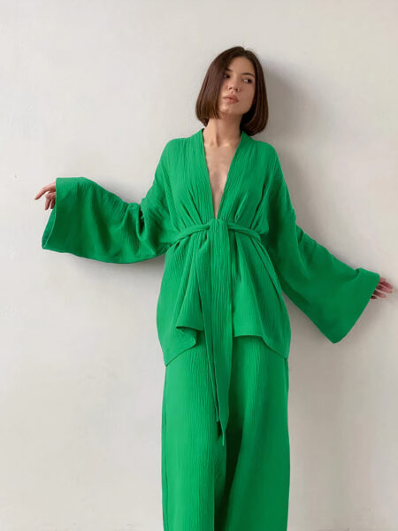 Ensemble kimono court femme en crêpe uni vert