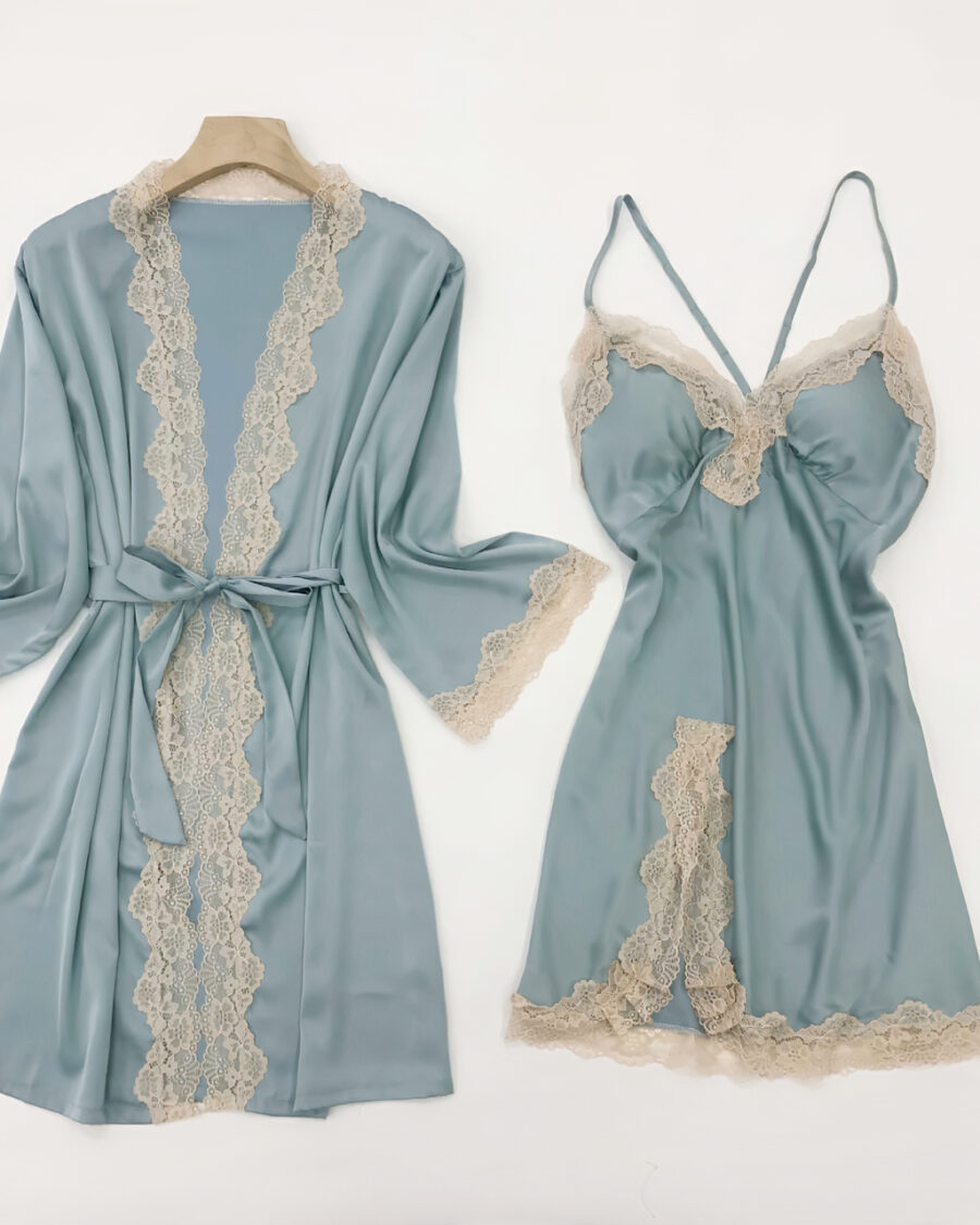 38434-xujz9l.jpg Ensemble kimono et nuisette bleu à dentelle beige