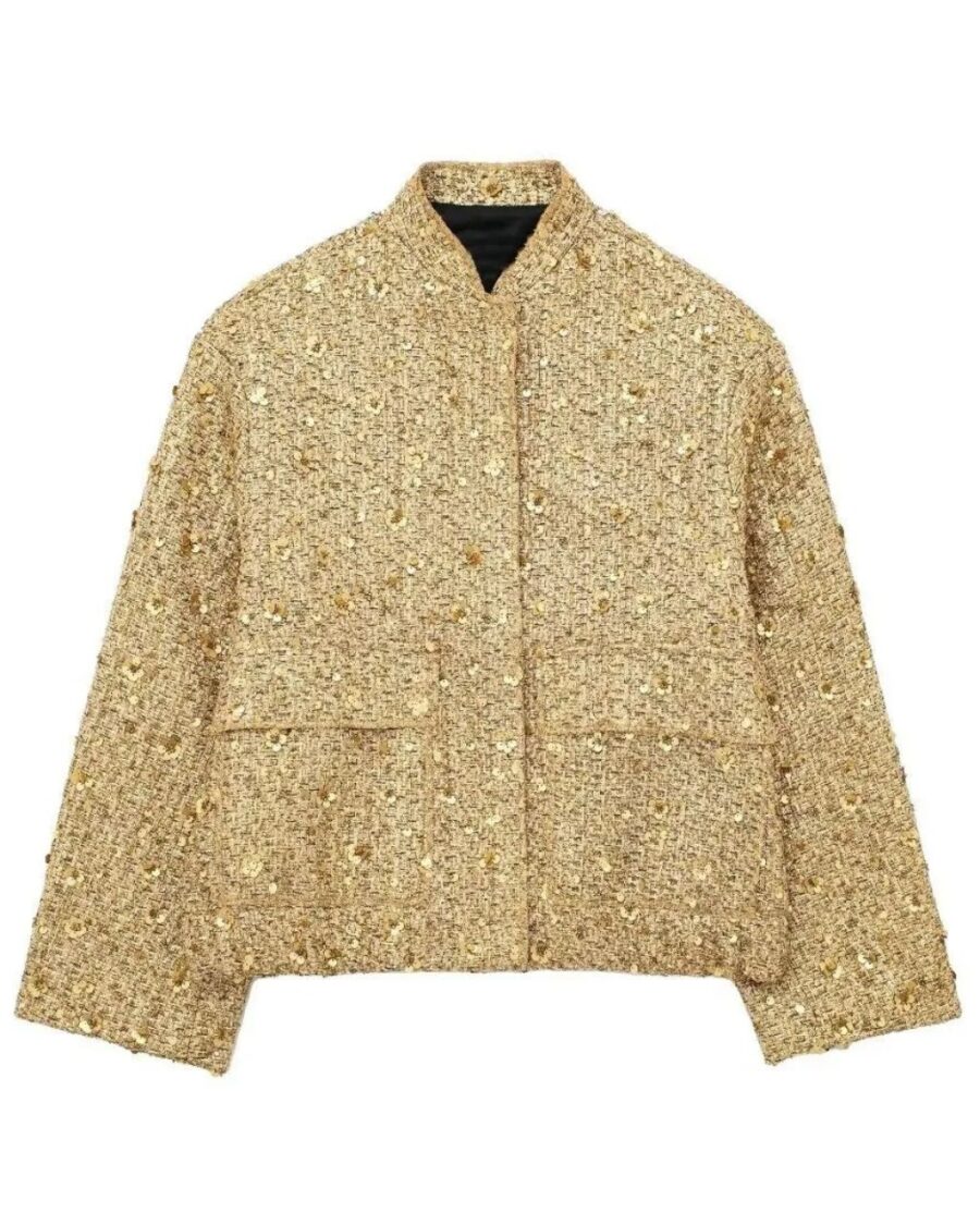 Bomber doré d'inspiration kimono sur fond blanc